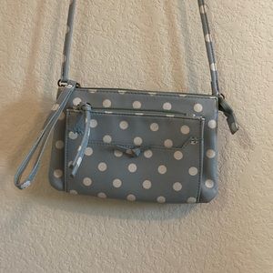 New without tags. Removable strap.